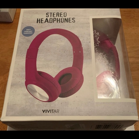 Vivitar Stereo Headphones Over ear Red - Picture 1 of 1
